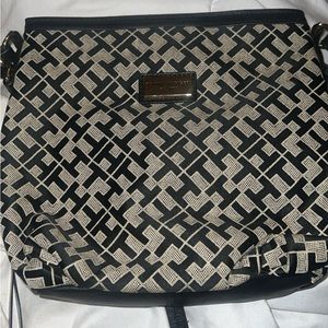 Tommy Hilfiger crossbody